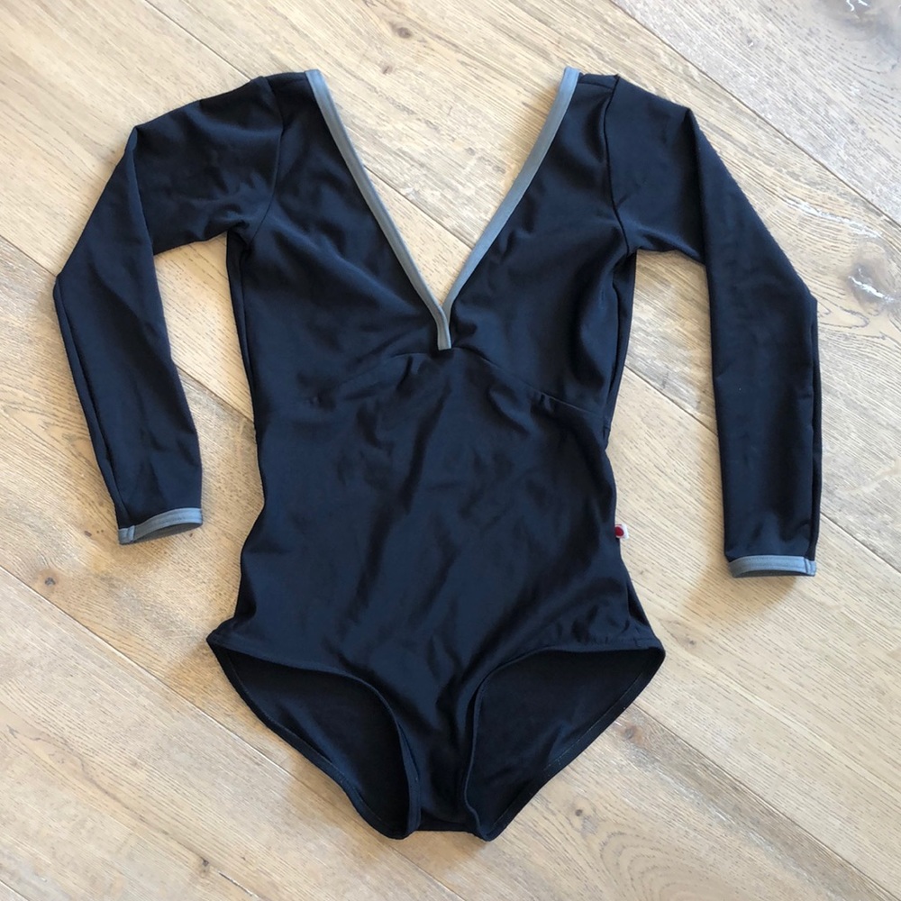 Yumiko Alicia 3/4 Sleeve Black Leotard, Women’s S